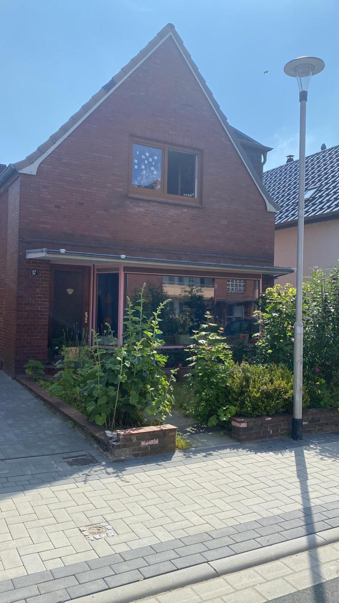 Privartzimmer 'Ausfahrt Freihalten' Husum  Eksteriør bilde